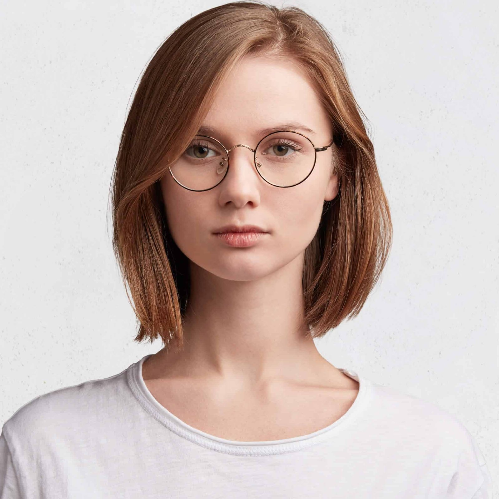 serious-confident-female-student-has-clever-expres-2022-02-05-01-50-19-utc-1.jpg